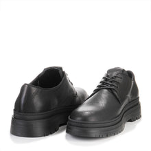 James Shoes Low black