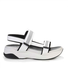 Lori Sandal white/black