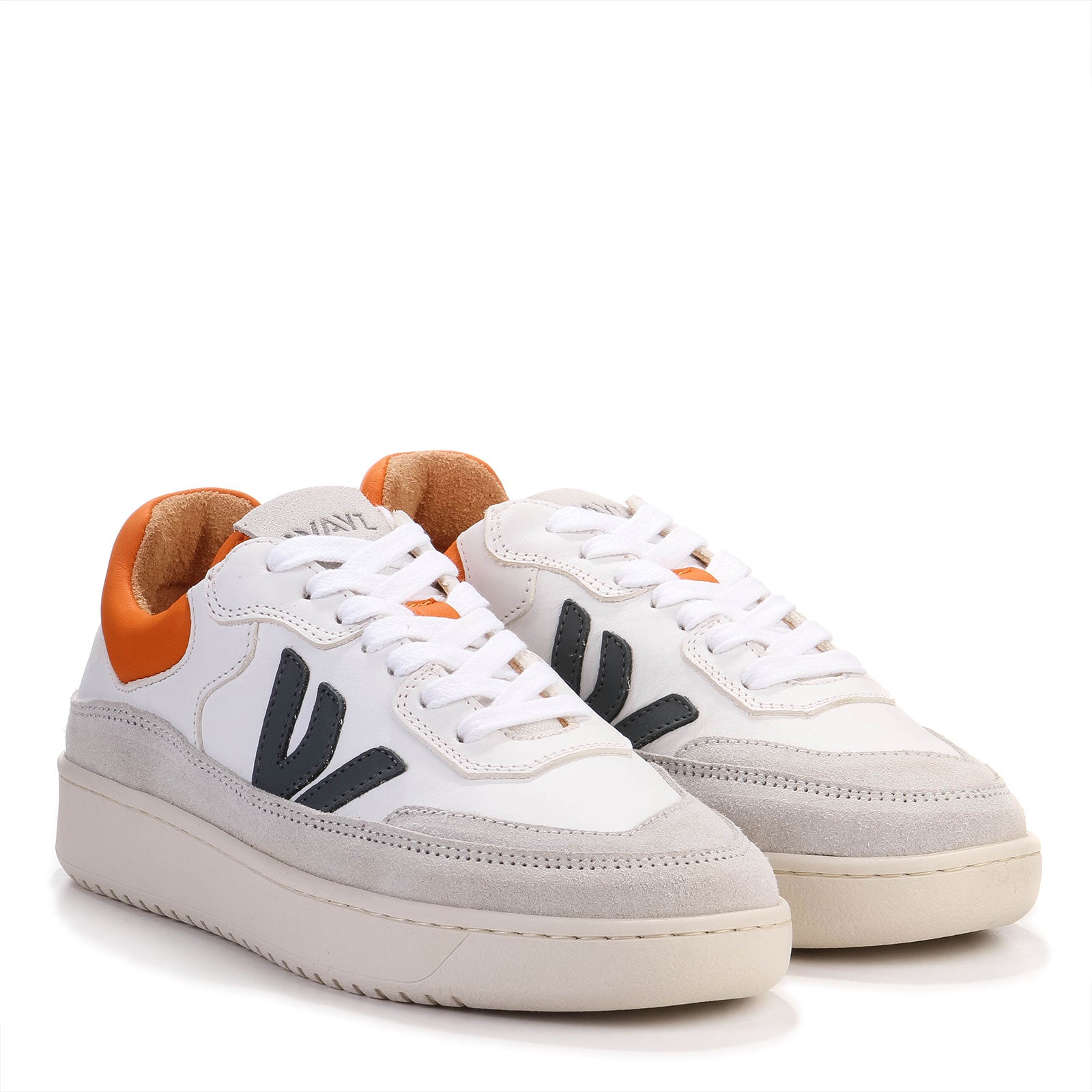 The Misfit white/grey/orange