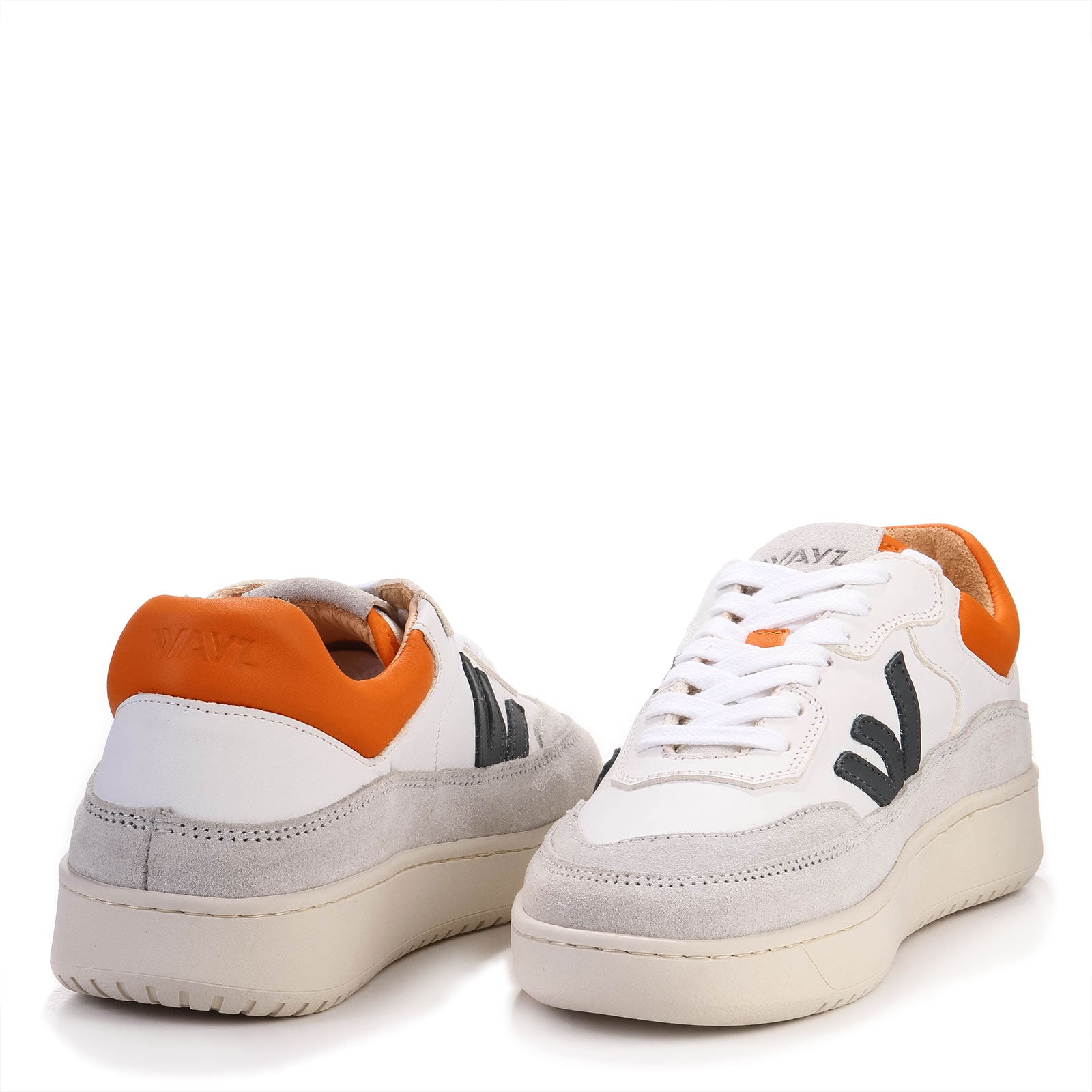 The Misfit white/grey/orange