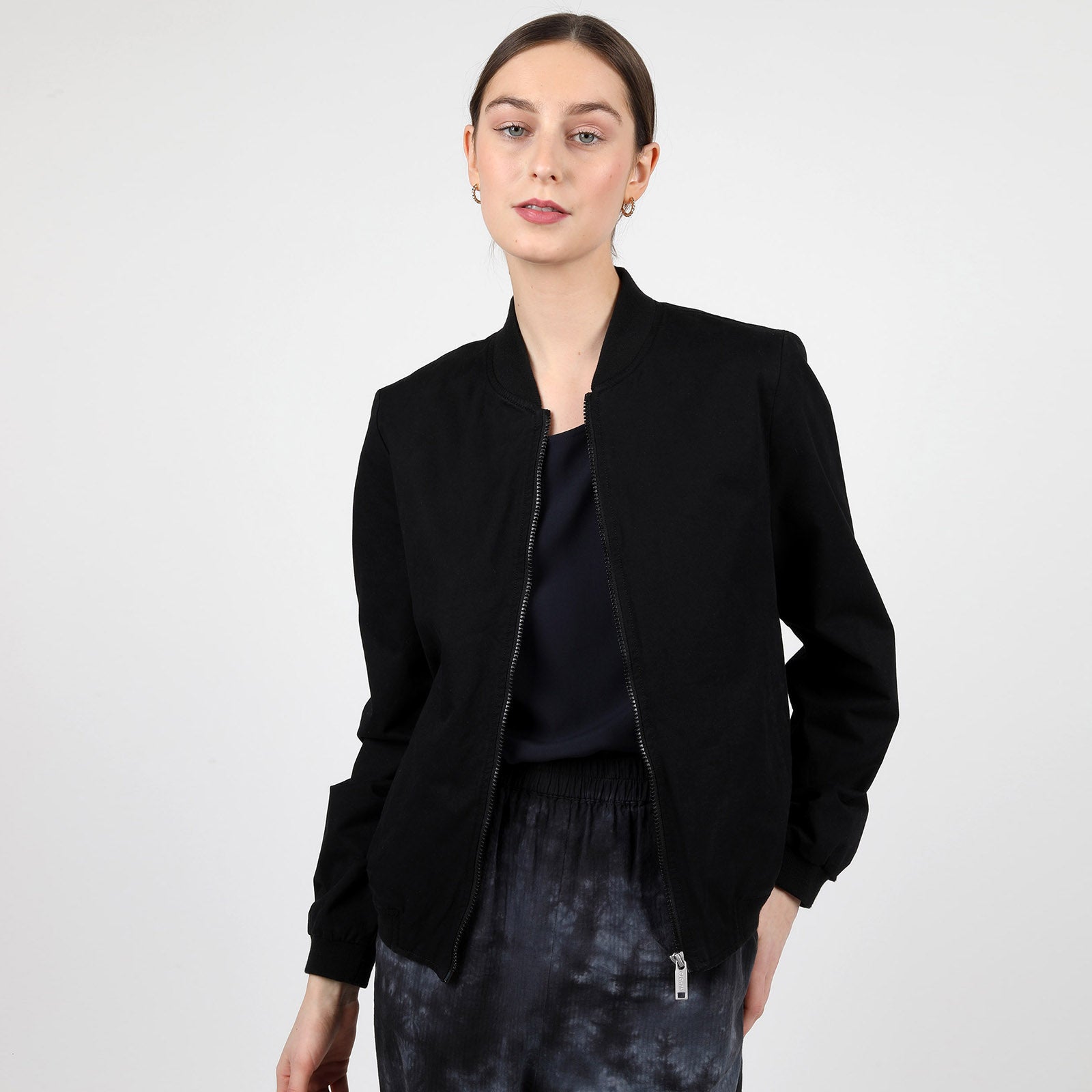 Mila Blouson black